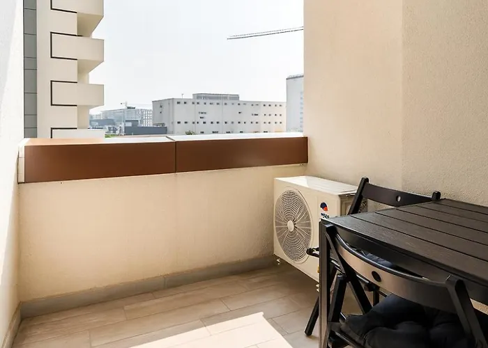 Riverside 71 Free Parking * Bukarest