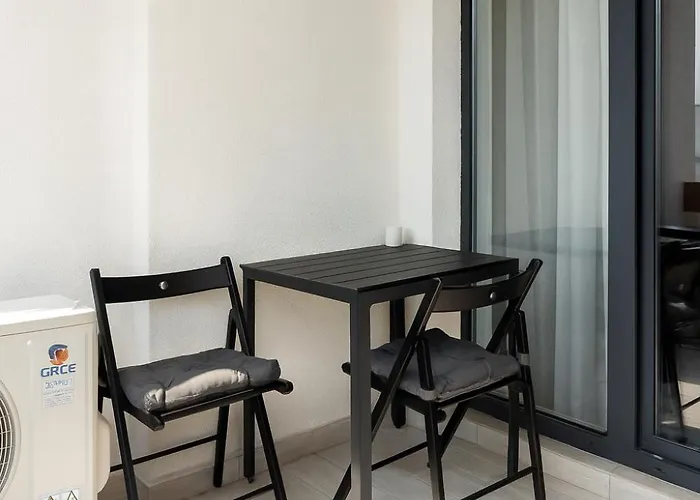 Riverside 71 Free Parking Βουκουρέστι