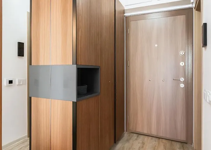 Riverside 71 Free Parking