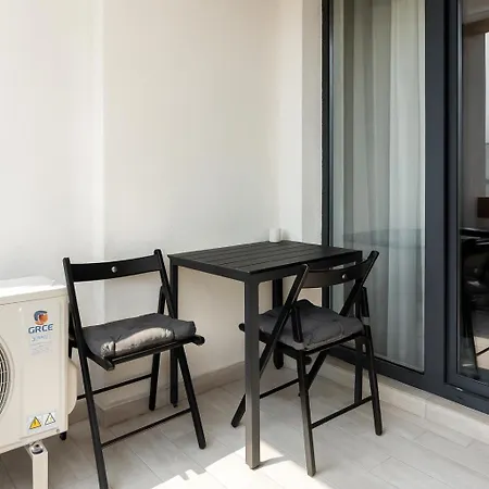 Riverside 71 Free Parking בוקרשט